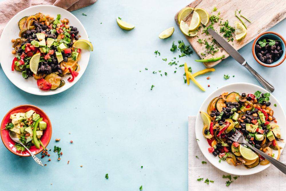 ilustrasi makanan vegan (pexels.com/Ella Olsson)
