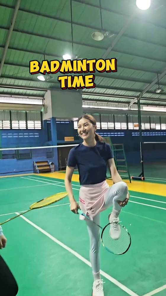 potret Sarwendah saat bermain badminton (insatagram.com/sarwendah29)