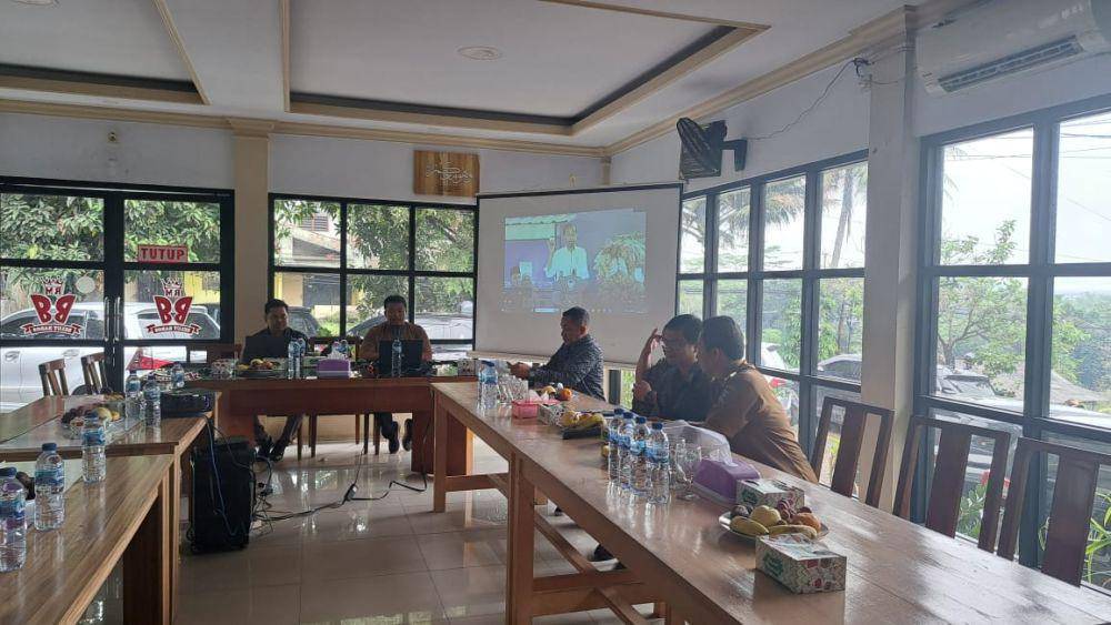 PNM Cabang Serang menyelenggarakan acara sosialisasi sekaligus silaturahmi tokoh masyarakat dan pemuka agama di Kecamatan Baros Kabupaten Serang, Selasa (14/5) (dok. PNM)