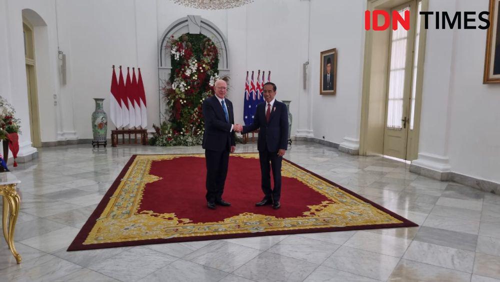 Jokowi Sambut Gubernur Jenderal Australia dengan Dentum Meriam
