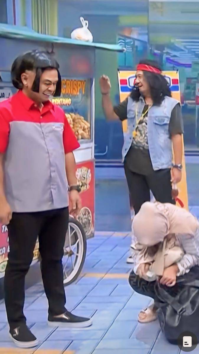 potret Hesti Purwadinata cosplay jadi ibu pengemis viral (tiktok.com/officialtrans7)