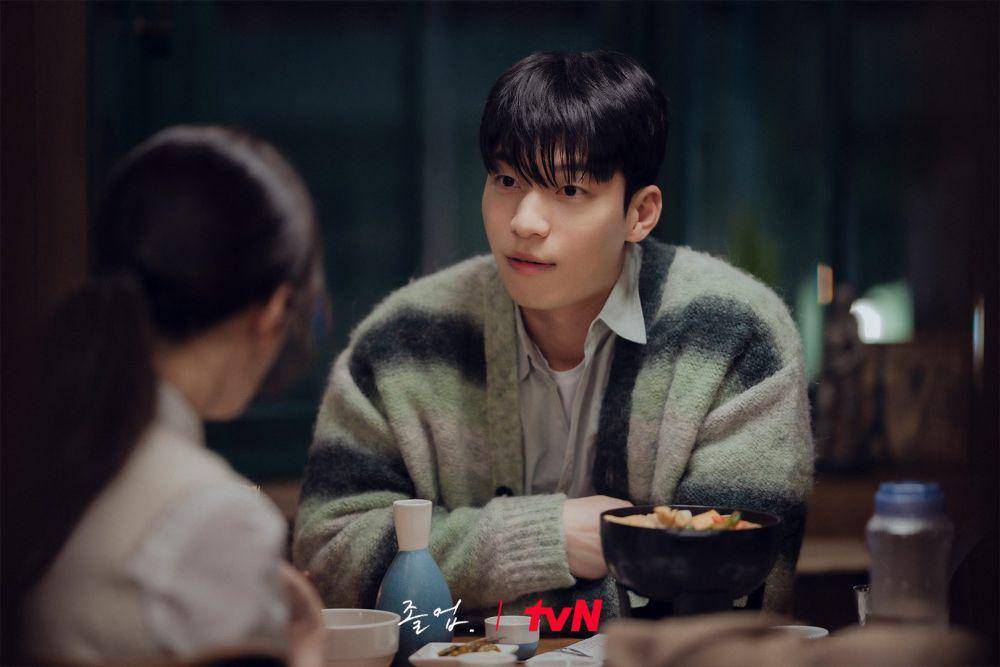 cuplikan drama The Midnight Romance in Hagwon (twitter.com/CJnDrama)