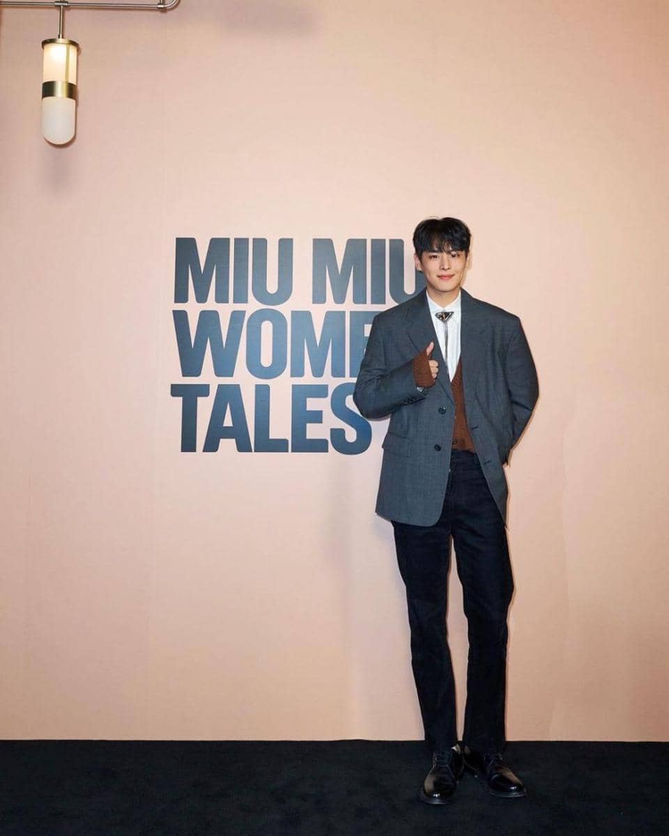 blazer ala Choi Byungchan (instagram.com/b__yccn)