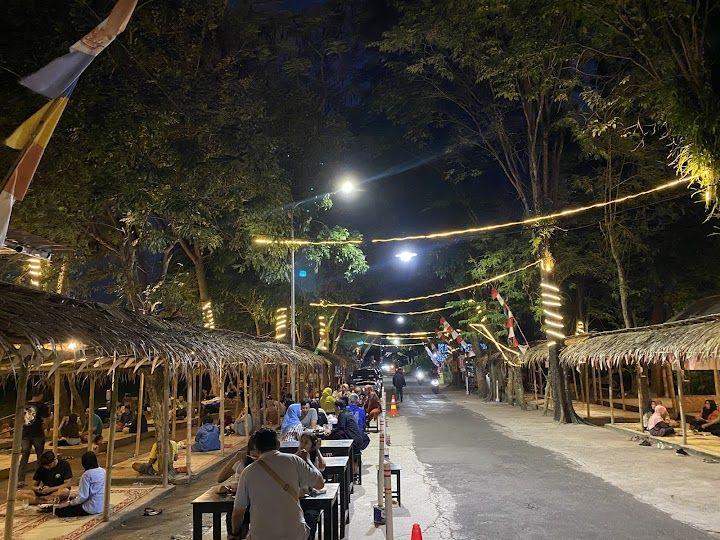 Angkringan Timbangan Tebu, Hadirkan Live Music dan View Sawah