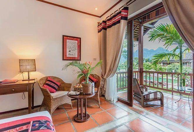 Riverside Boutique Resort Vang Vieng (riversidevangvieng.com)