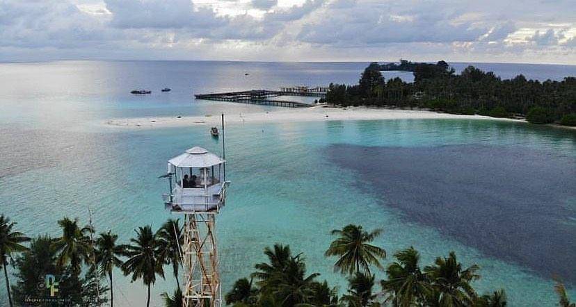 Pulau Samber Gelap (instagram.com/berita.kotabaru)