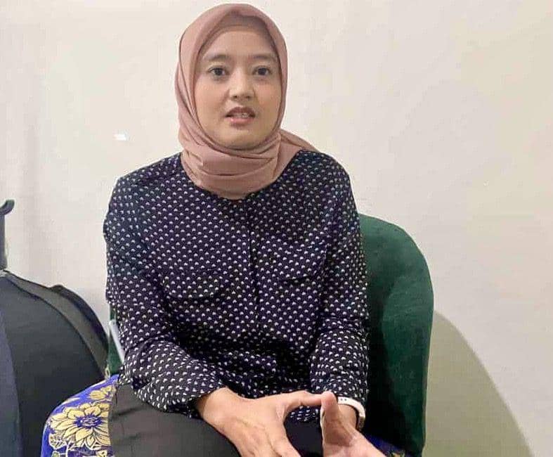 Yeni Riza, Dosen Kesmas Uniska Banjarmasin