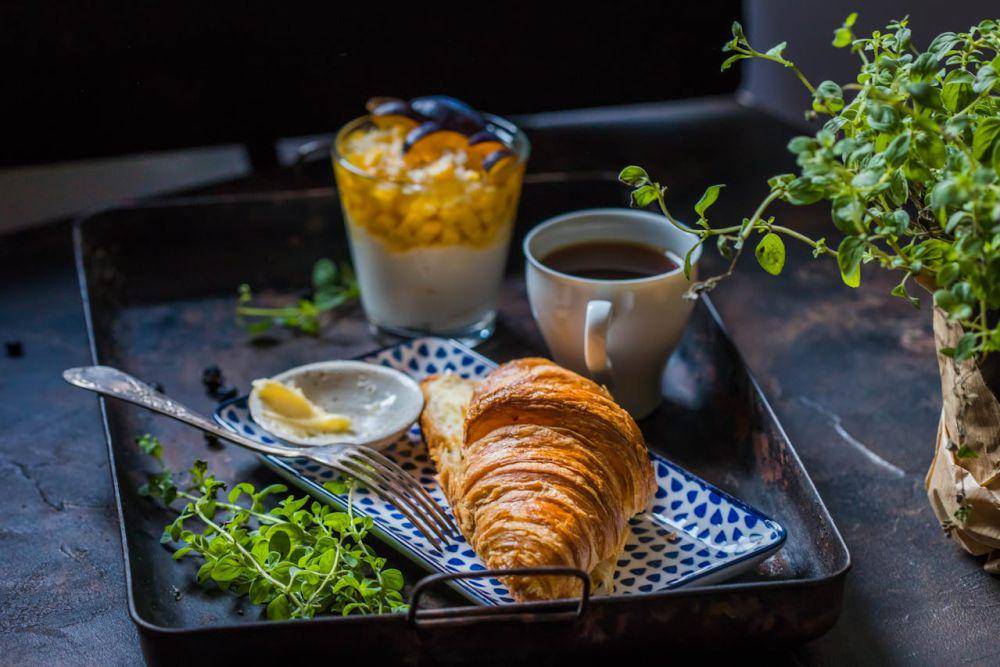 ilustrasi croissant (pexels.com/Valeria Boltneva)