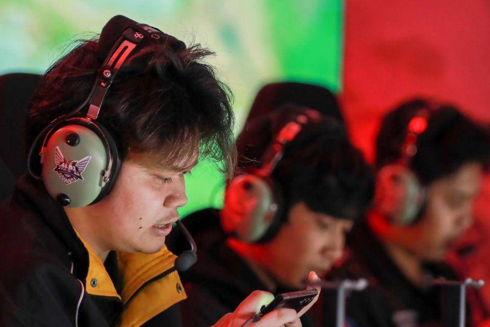 Pemain RRQ Hoshi sedang bertanding lawan Geek Fam (Facebook.com/Team RRQ)