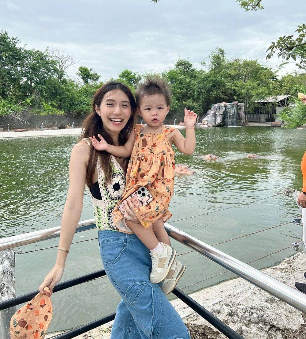 Potret Mew Nittha (instagram.com/mewnittha)
