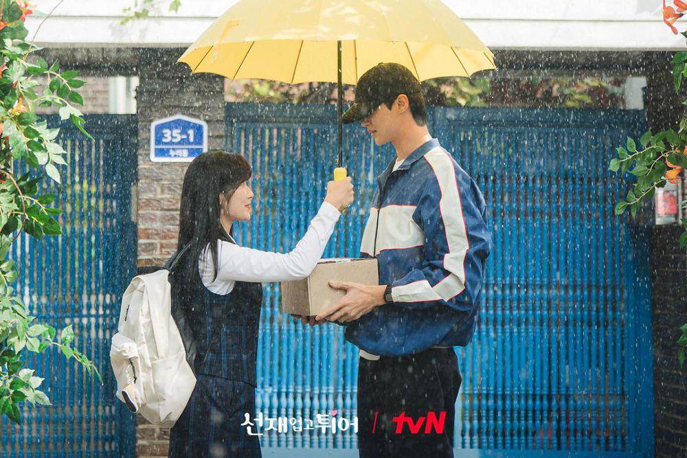 still cut drama Lovely Runner (instagram.com/tvn_drama)