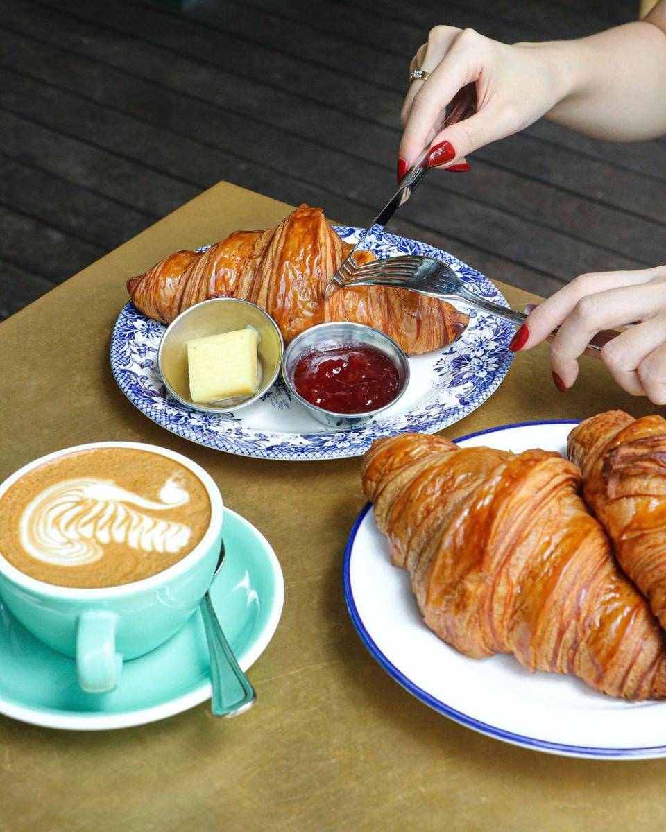 Tiong Bahru Bakery (instagram.com/tiongbahrubakery)