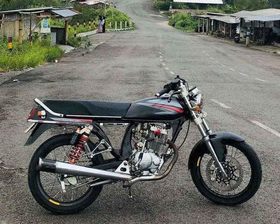 4 Perbedaan Honda GL Pro dan Max, Kuda Besi yang Melegenda | IDN Times
