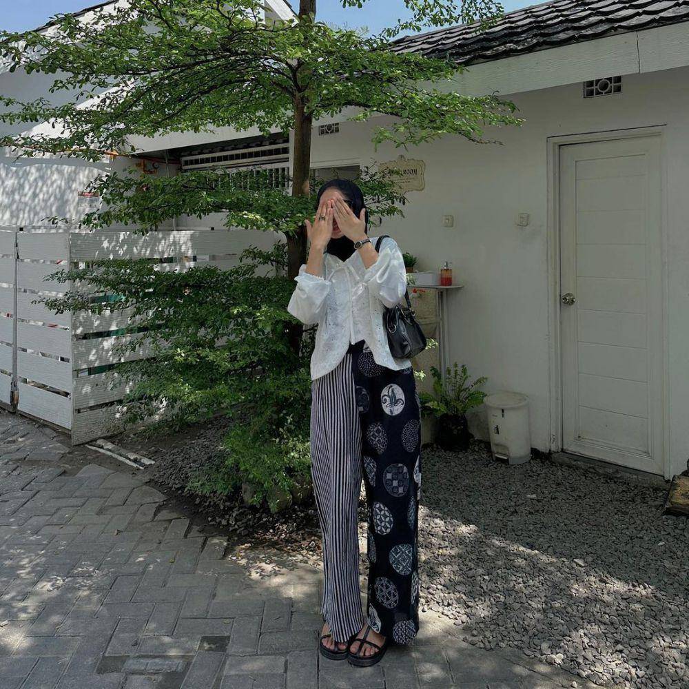 Fitri Hasiani (instagram.com/_kakpit)