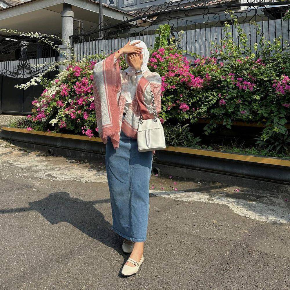 Fitri Hasiani (instagram.com/_kakpit)