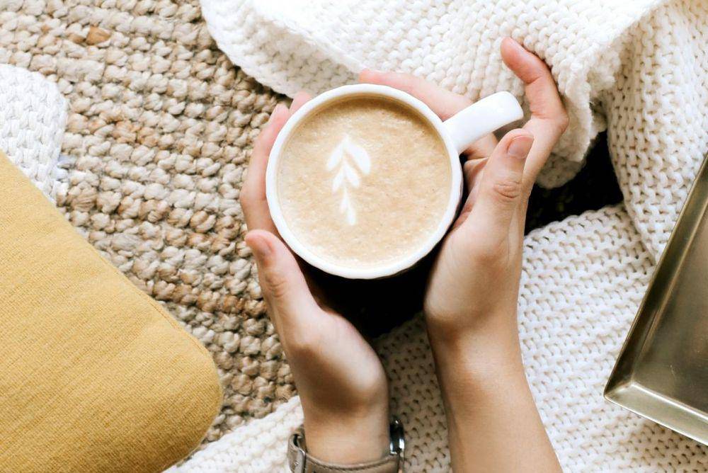 ilustrasi latte (pexels.com/Ann poan)