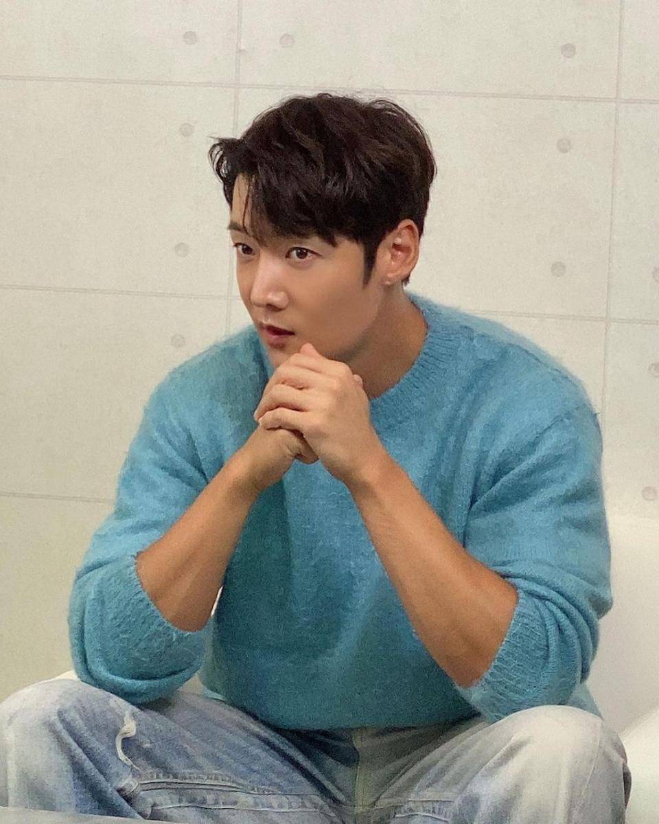 potret Choi Jin Hyuk (instagram.com/real_jinhyuk)