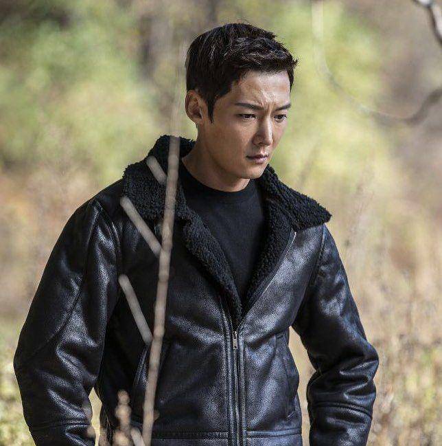 potret Choi Jin Hyuk (instagram.com/real_jinhyuk)
