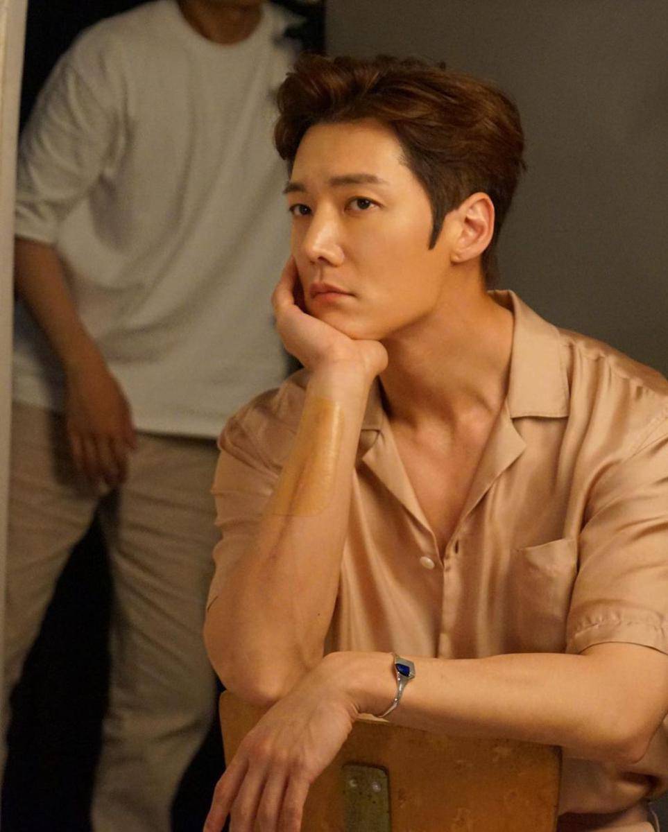 potret Choi Jin Hyuk (instagram.com/real_jinhyuk)