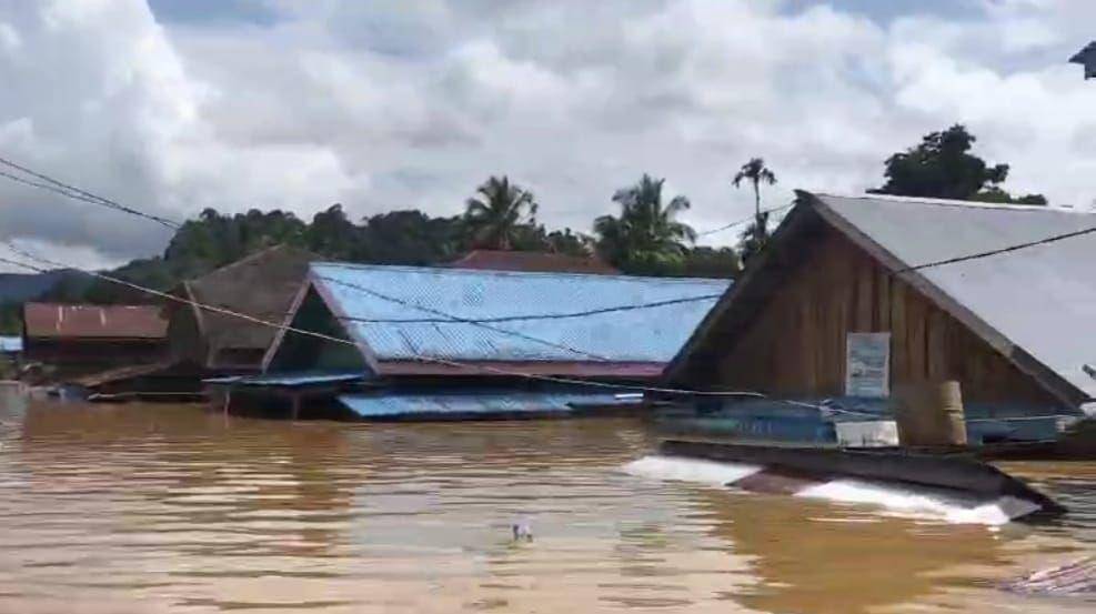 Bencana banjir di Kabupaten Mahakam Ulu Kalimantan Timur (Kaltim), Sabtu (18/5/2024). Foto istimewa