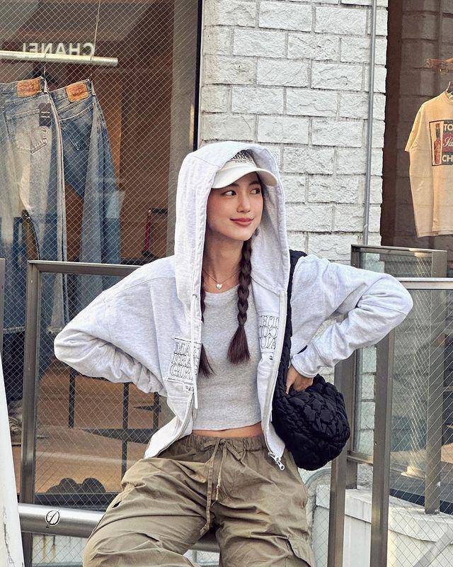 Bua Nalinthip (Instagram.com/buanalinthip)