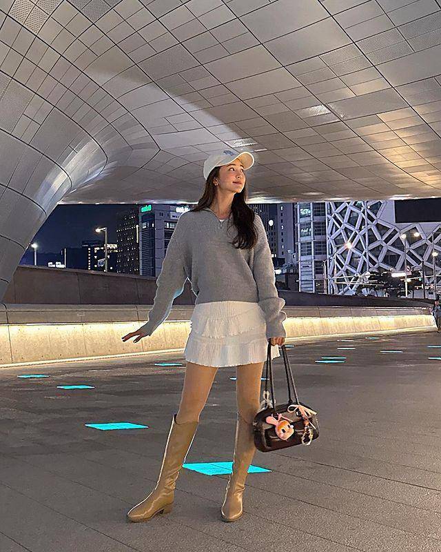 Bua Nalinthip (Instagram.com/buanalinthip)