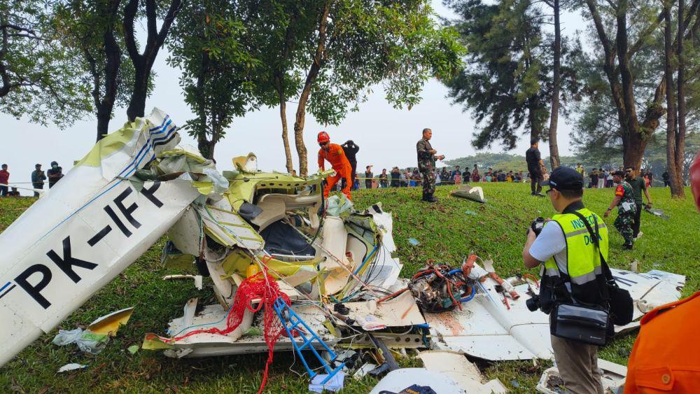 KNKT Investigasi Jatuhnya Pesawat Latih di BSD Tangsel