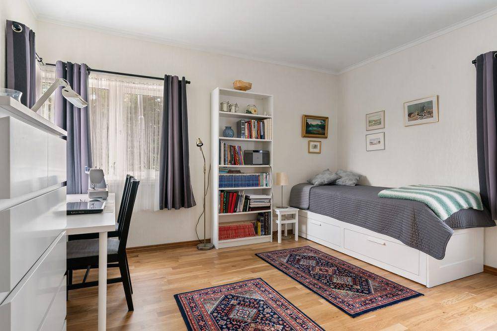 Kamar tidur (pixabay.com/Anna Lisa)