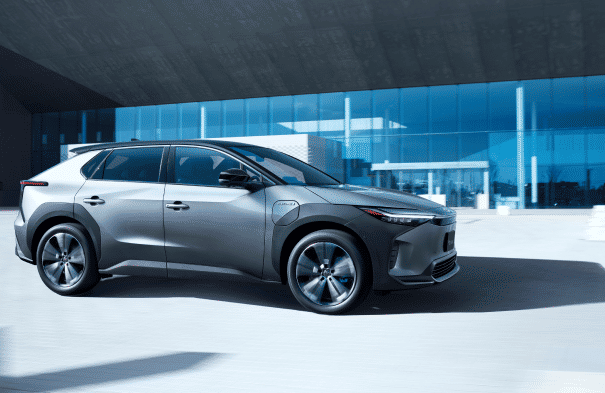 Mobil listrik Toyota (toyota)