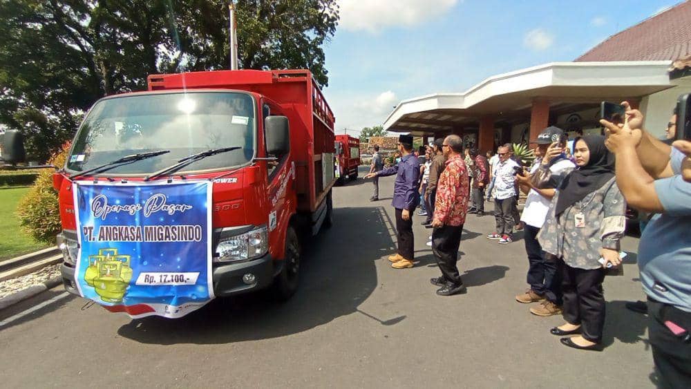 Operasi pasar murah gas LPG 3 kg (Dok. Pertamina)