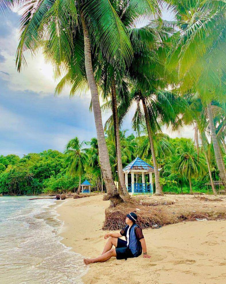 Pantai Nusa Dua (instagram.com/eyan_aprylio)