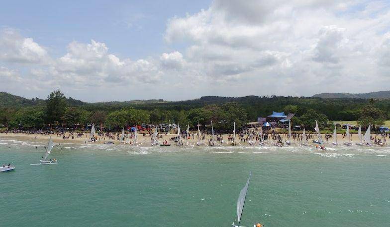 Pantai Teluk Aru (google.com/maps/Disparpora Kotabaru)