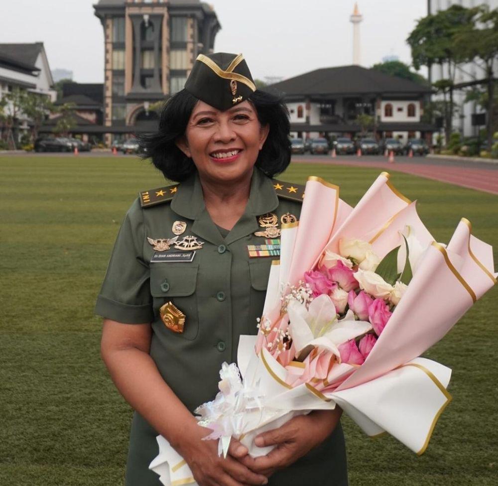 Profil Dian Andriani, Perempuan Pertama Berpangkat Mayjen di TNI AD