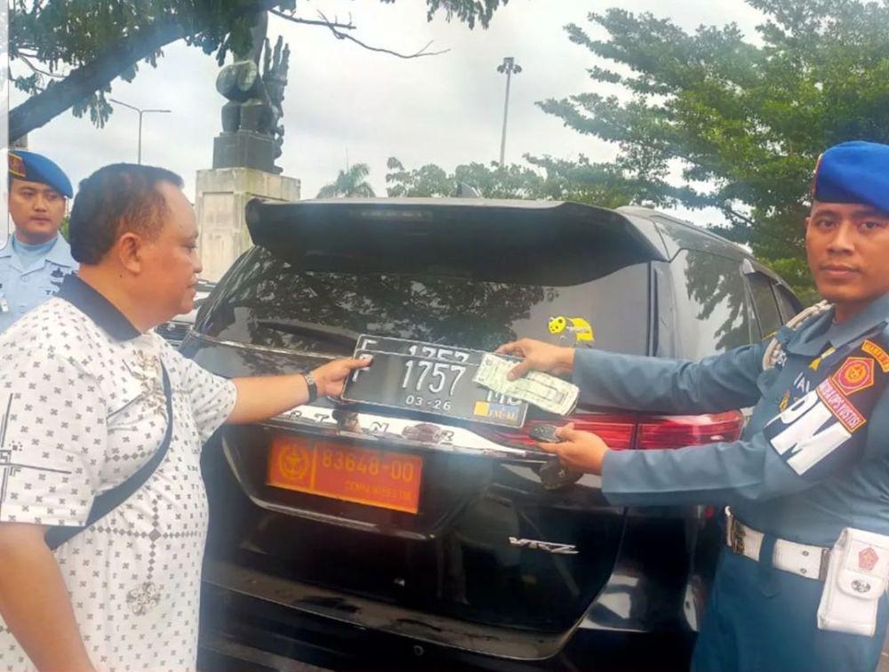 Razia, Puspom Amankan Mobil Sipil yang Pakai Nomor Pelat Dinas TNI
