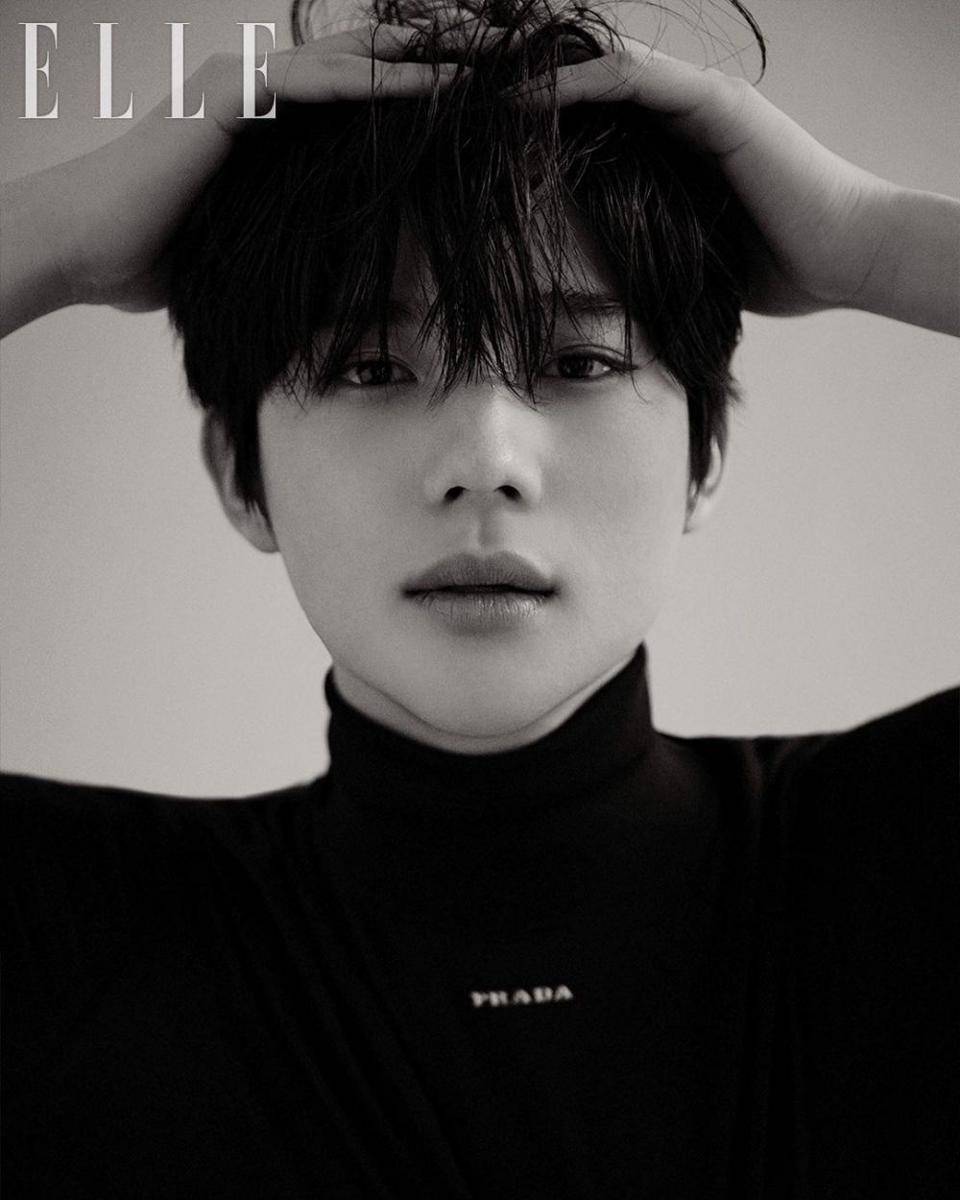 Moon Sang Min dalam pemotretan bersama ELLE (instagram.com/_sangmxn_)