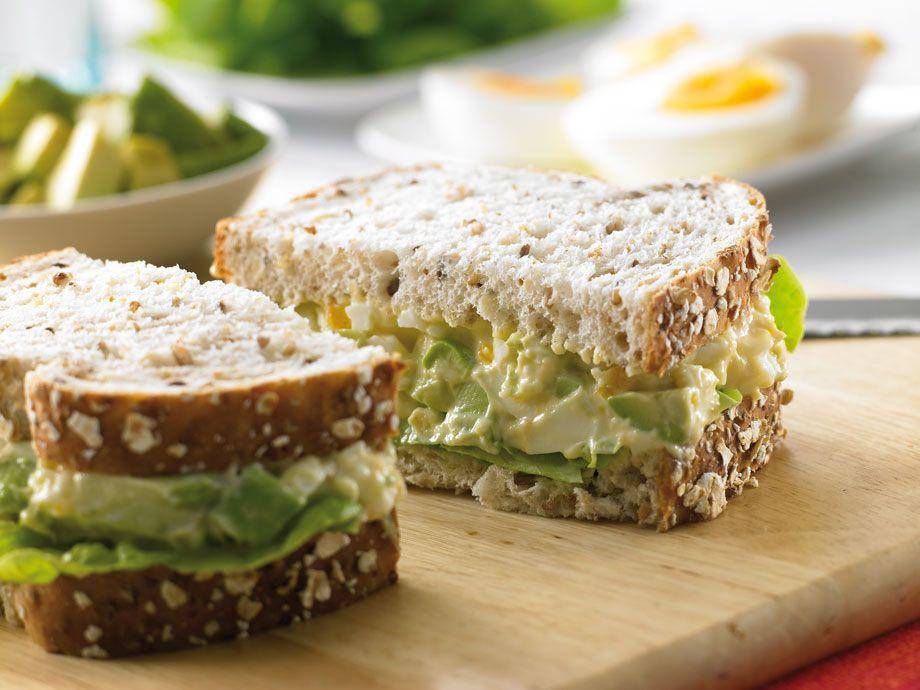 Ilustrasi sandwich alpukat (australianavocados.com.au)