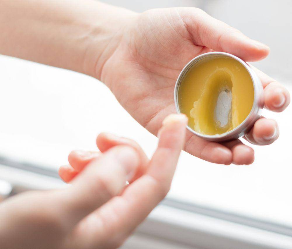 Ilustrasi Lip Balm (unsplash.com/Sara Scarpa)