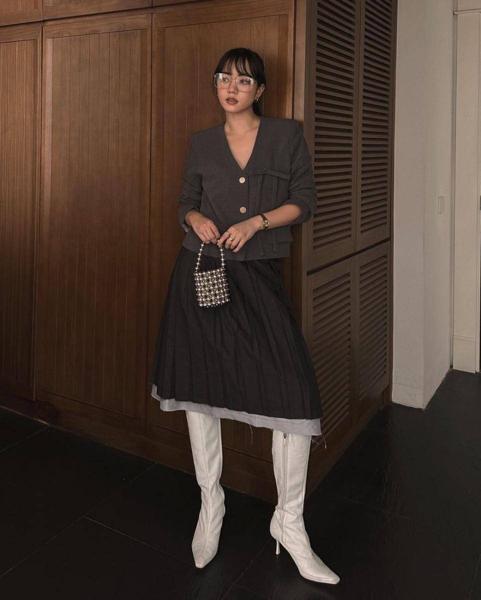 OOTD rok untuk office wear (Instagram.com/elxielvina)