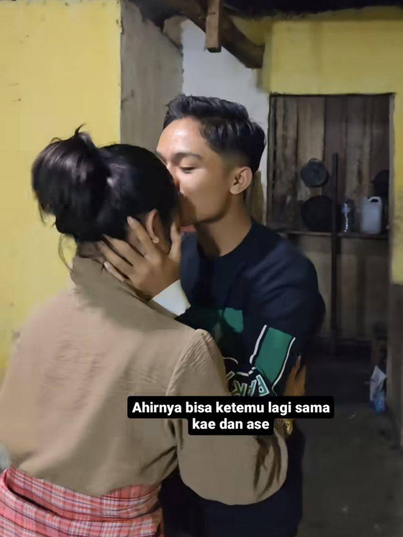 potret Betrand Peto dan kakaknya saling melepas rindu (Instagram.com/betrandpetoputraonsu)