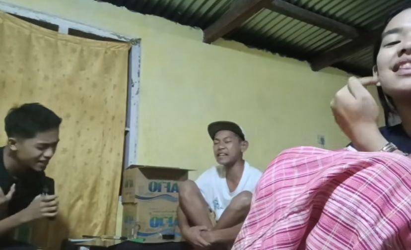 potret Betrand Peto dan kakaknya saling melepas rindu (Instagram.com/chetrynnn26)