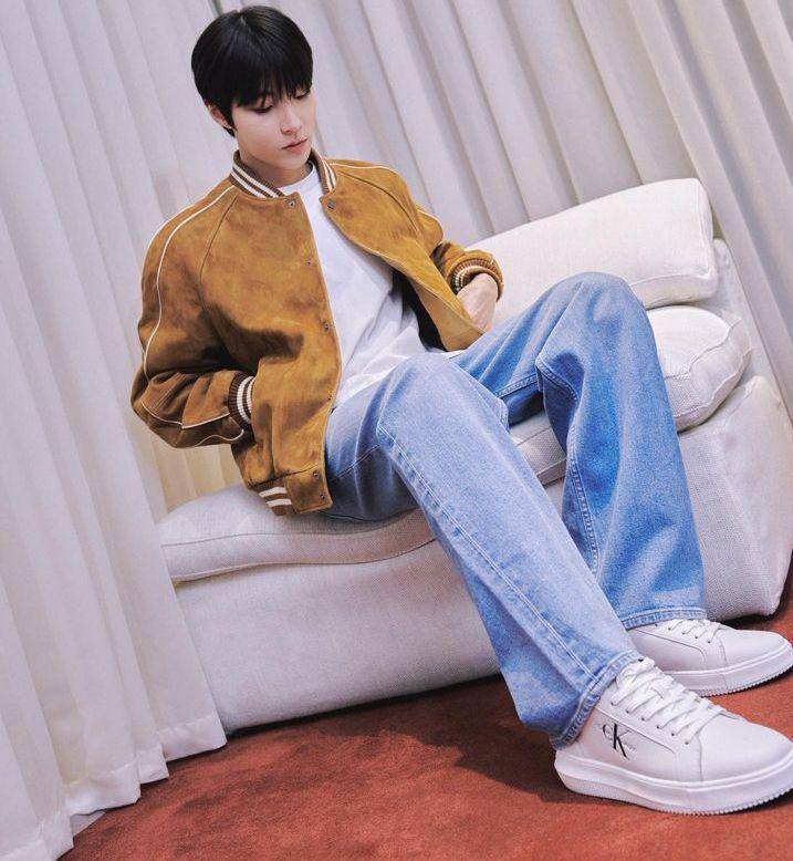 Hwang In Youp (instagram.com/hi_high_hiy)