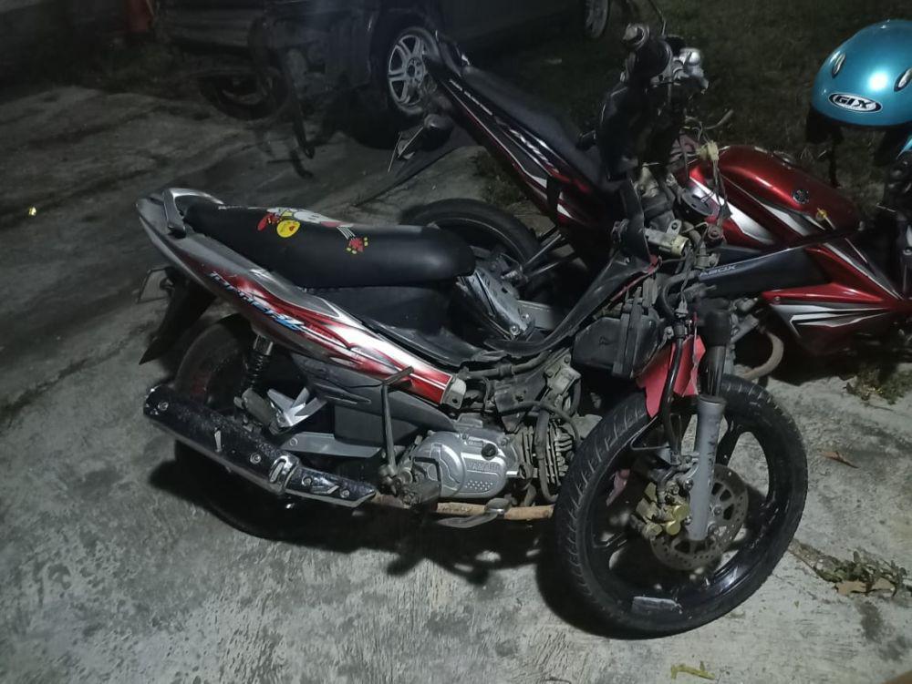 Tabrakan di Jalan Parangtritis Motor Vs Mobil, Keduanya Ringsek
