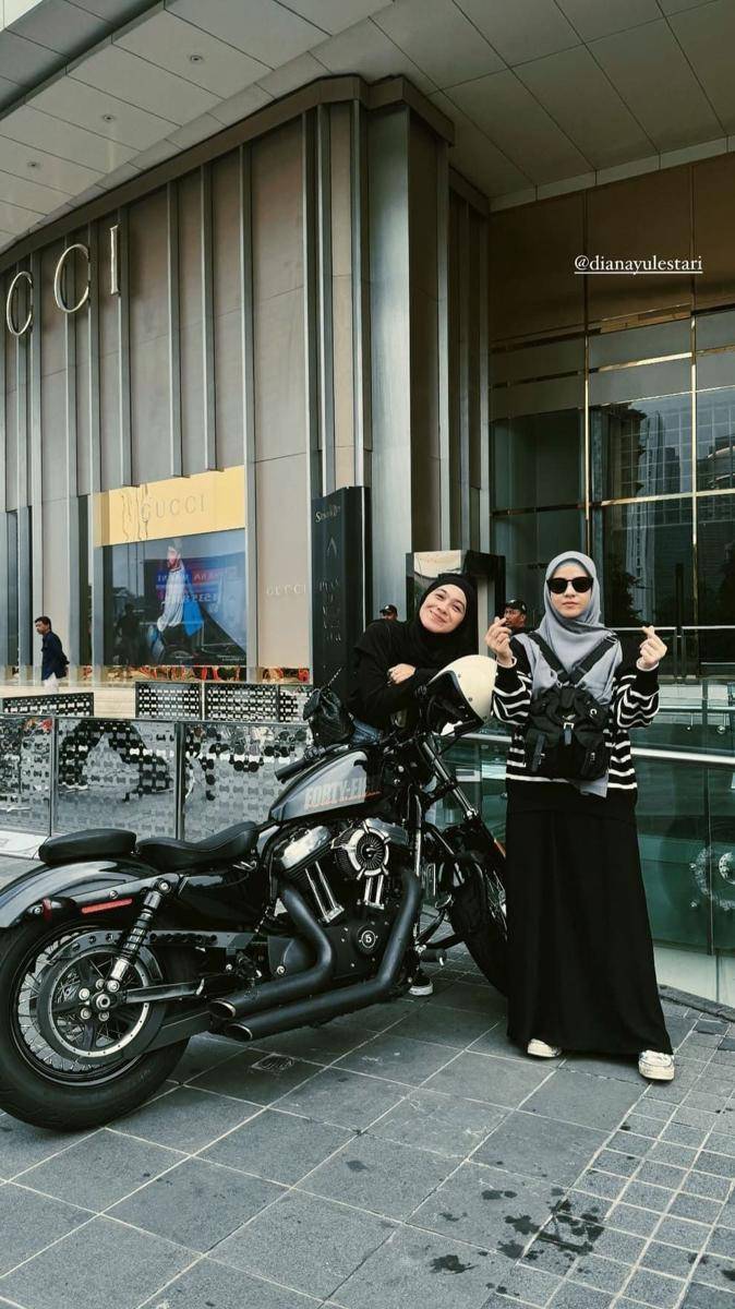 potret Natasha Rizky dan Dian Ayu motoran bersama seharian (instagram.com/natasharizkynew)