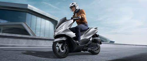 Honda PCX 160 2024 (astra-honda.com)