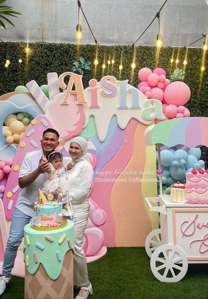 Ulang tahun pertama Aisha (Instagram.com/kesharatuliu05)