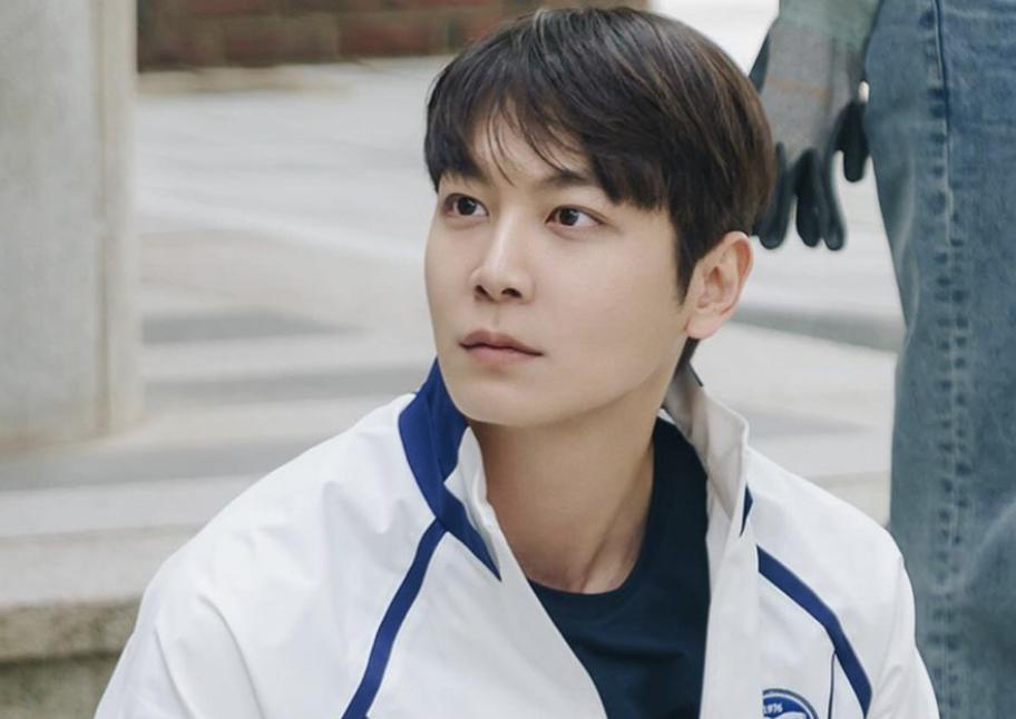 Lee Cheol Woo, Kameo Lovely Runner Terseret Kasus Burning Sun
