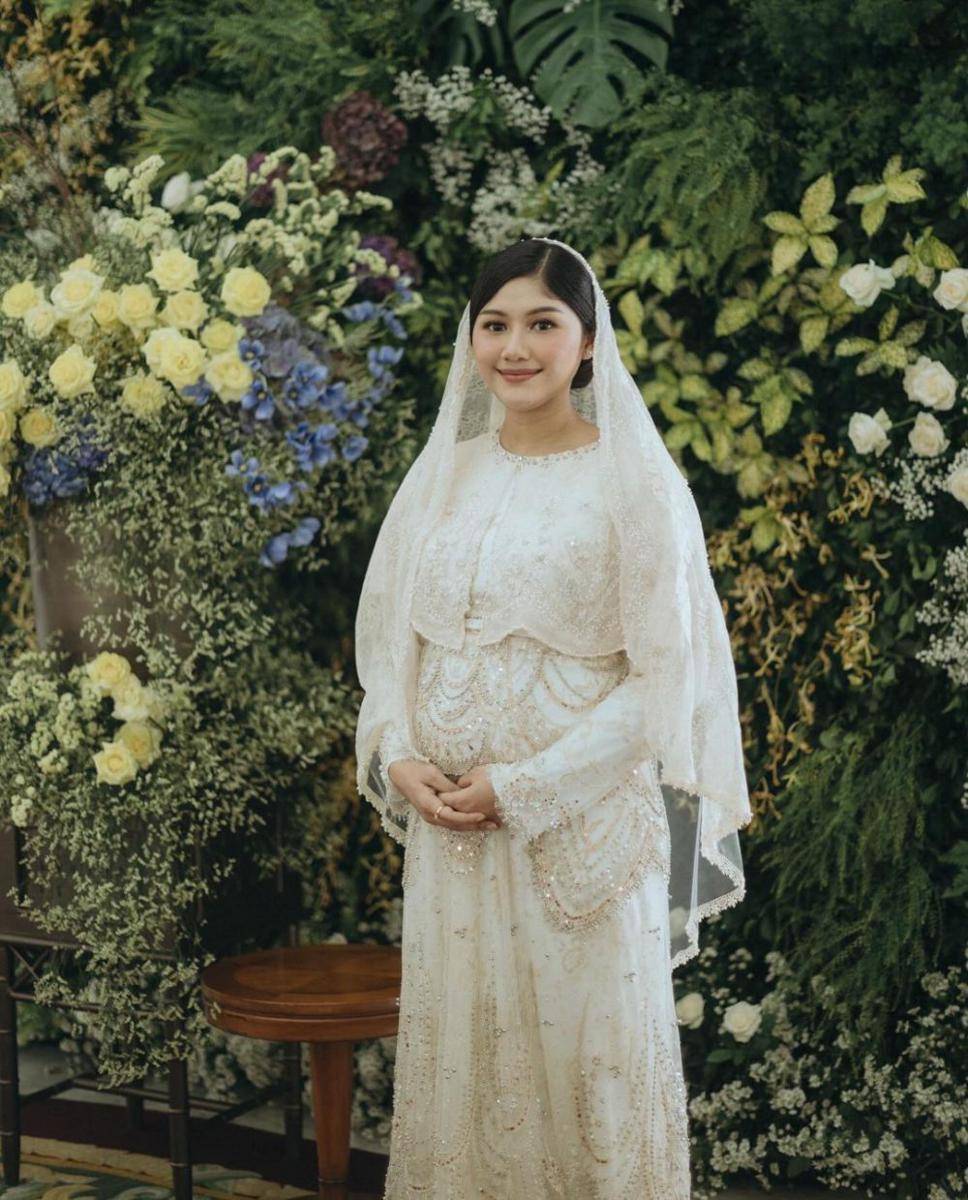 Tasyakuran kehamilan Erina Gudono. (morden.co via Instagram.com/erinagudono)