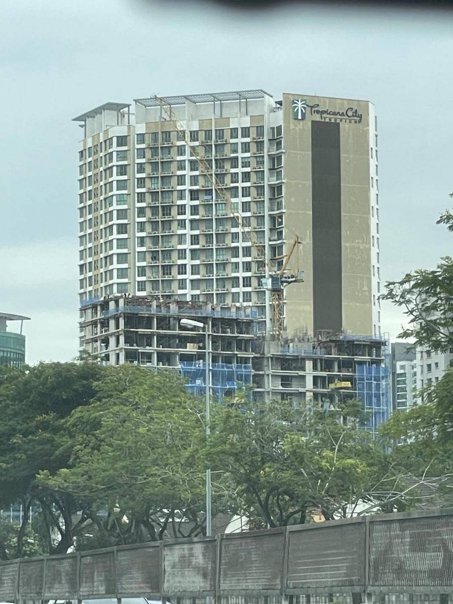 foto ilusi optik bangunan (reddit.com/user/citizen_sheep69)