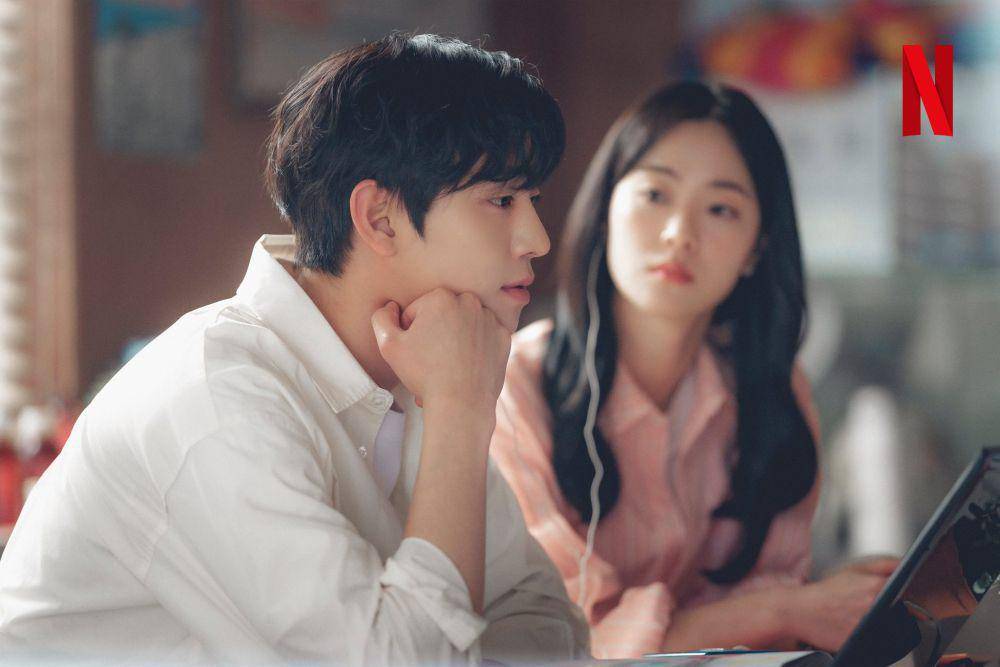 cuplikan drama A Time Called You (twitter.com/NetflixKR)