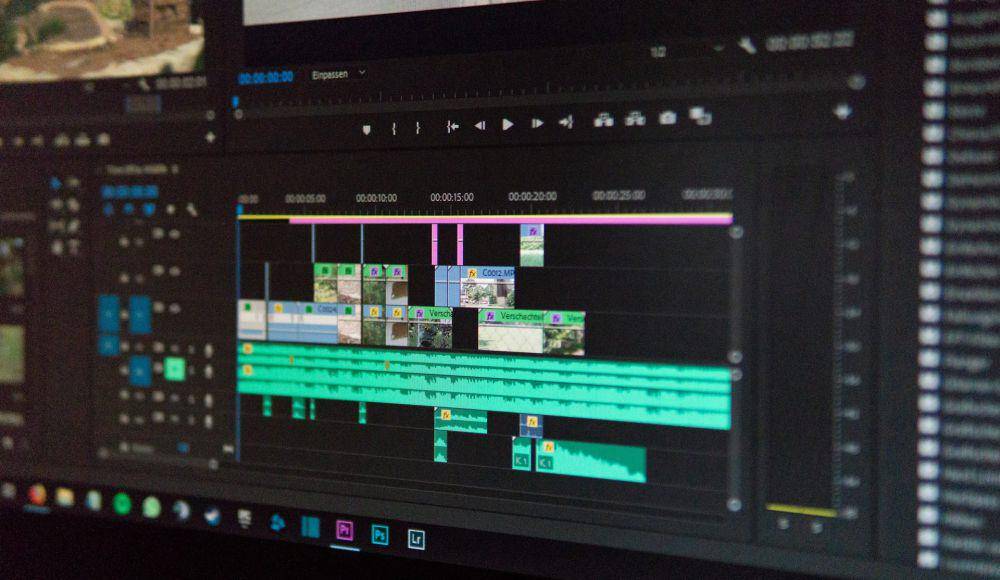 ilustrasi Adobe Premiere Pro. (unsplash.com/@wahidkhene)